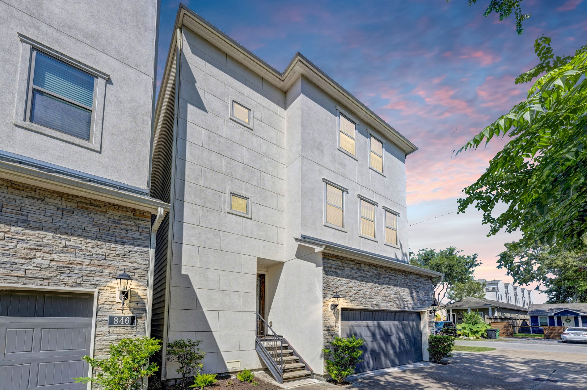 848 W 17th Street Houston TX 77008