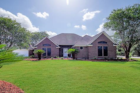 1915 Magnolia Bend Baytown TX 77523