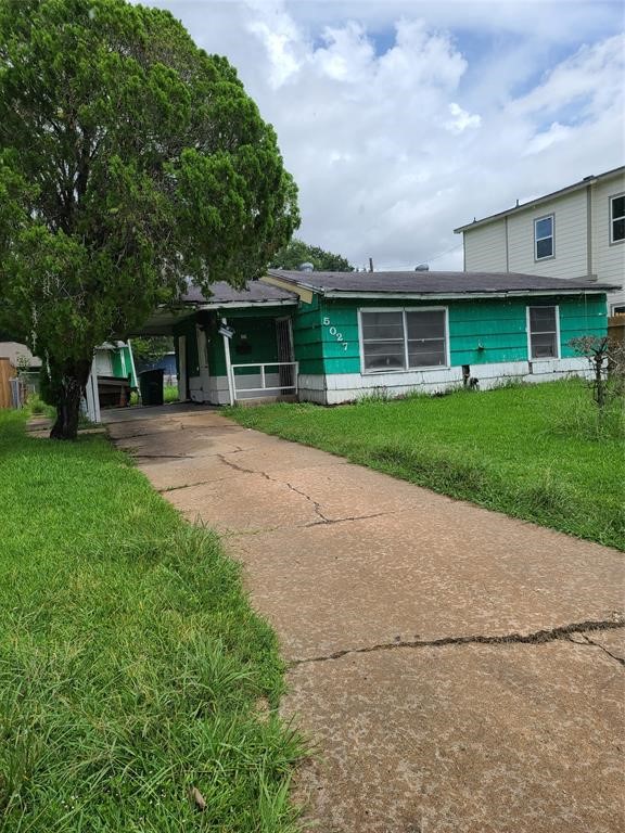 5027 Willow Glen Drive Houston TX 77033