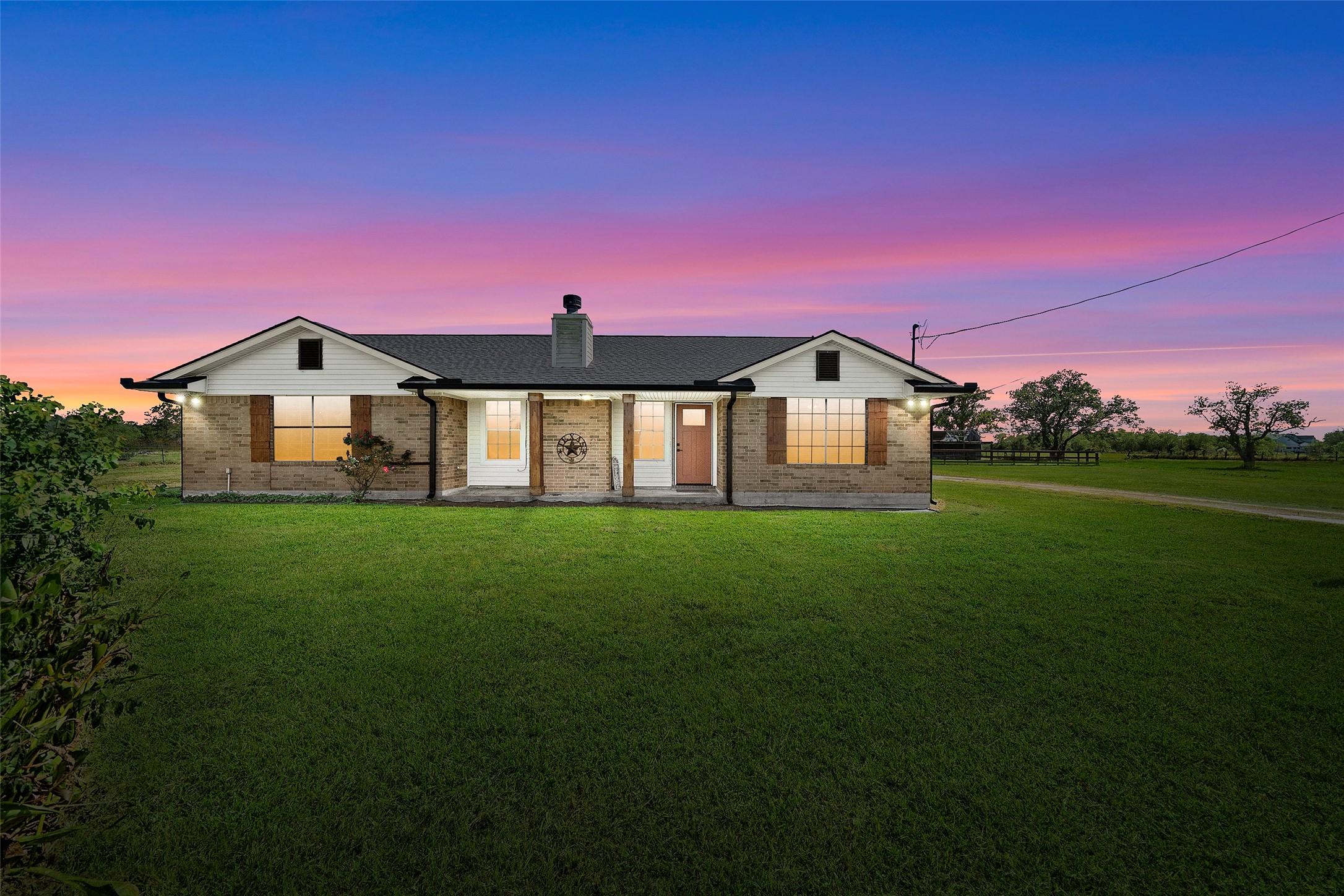 9903 County Road 171 Liverpool TX 77577