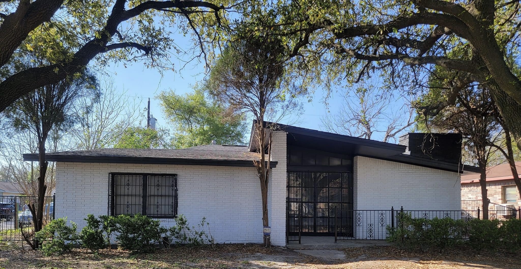 2504 5th Street Galena Park TX 77547