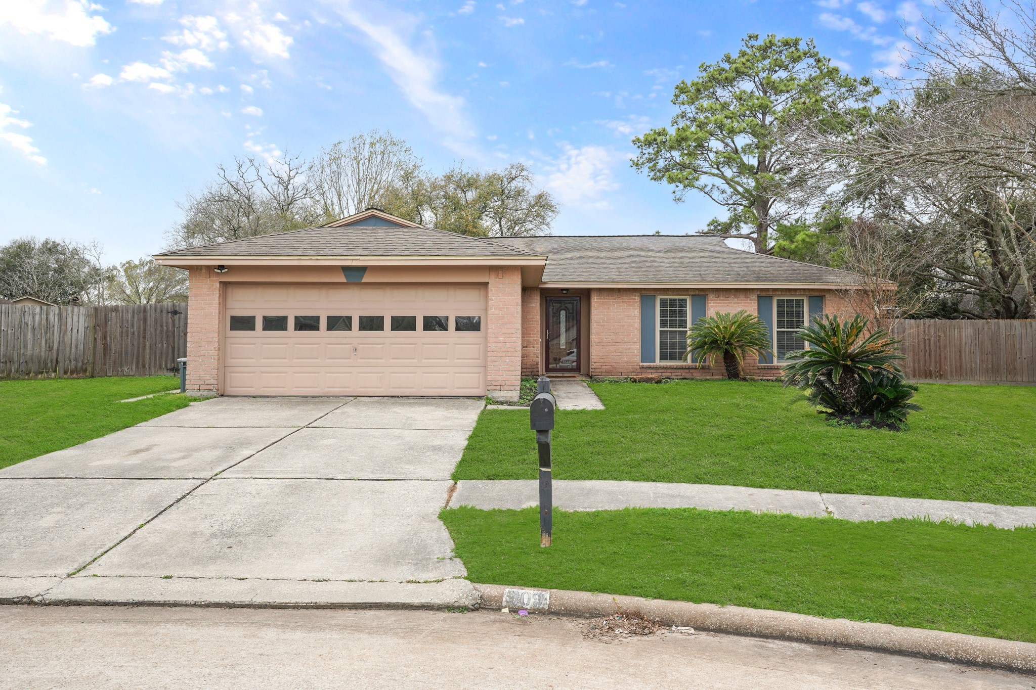 309 Countryside Drive League City TX 77573
