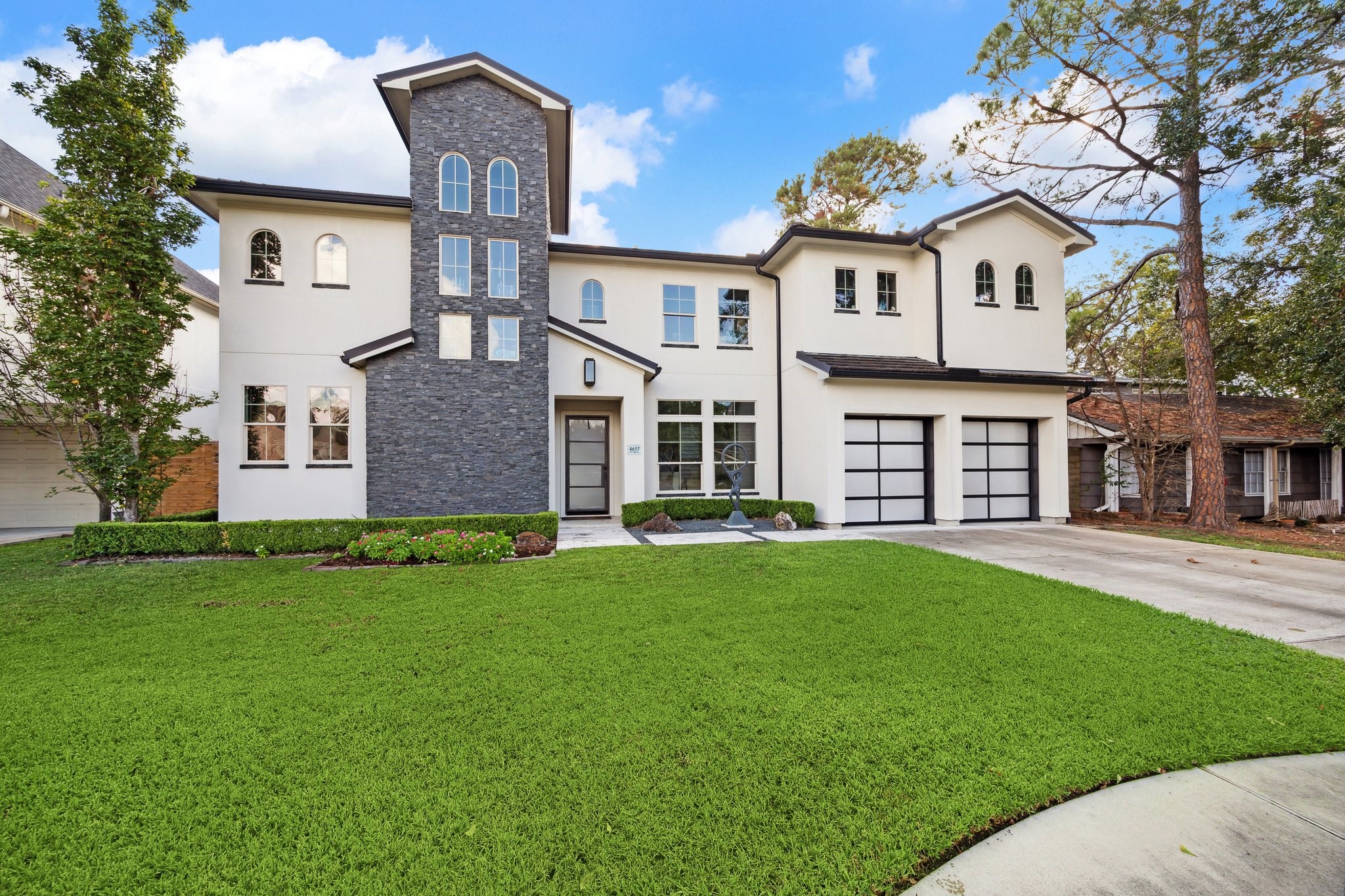 4617 Pin Oak Lane Bellaire TX 77401