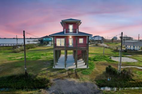 1042 N Margaret Road Gilchrist TX 77617