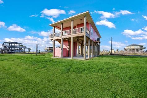 1042 N Margaret Road Gilchrist TX 77617
