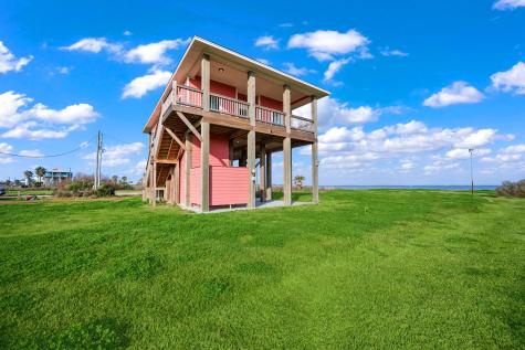 1042 N Margaret Road Gilchrist TX 77617