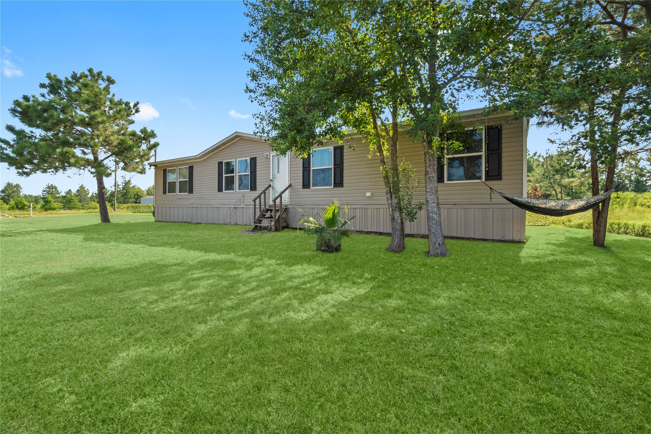 387 Road 5118 Cleveland TX 77327