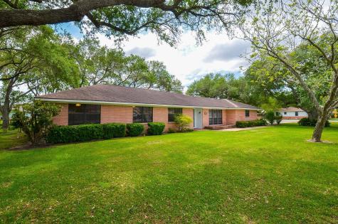203 Marx Street Ganado TX 77962