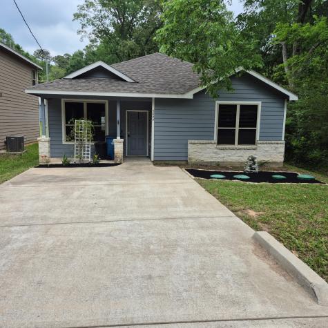 5899 Skylane Drive Montgomery TX 77316