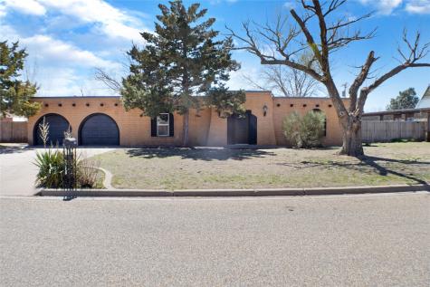 401 W 15th Street Friona TX 79035