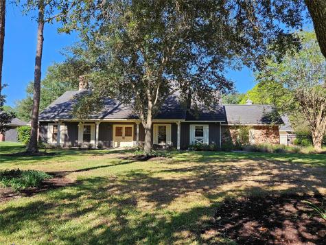 804 Pine Hollow Drive Friendswood TX 77546