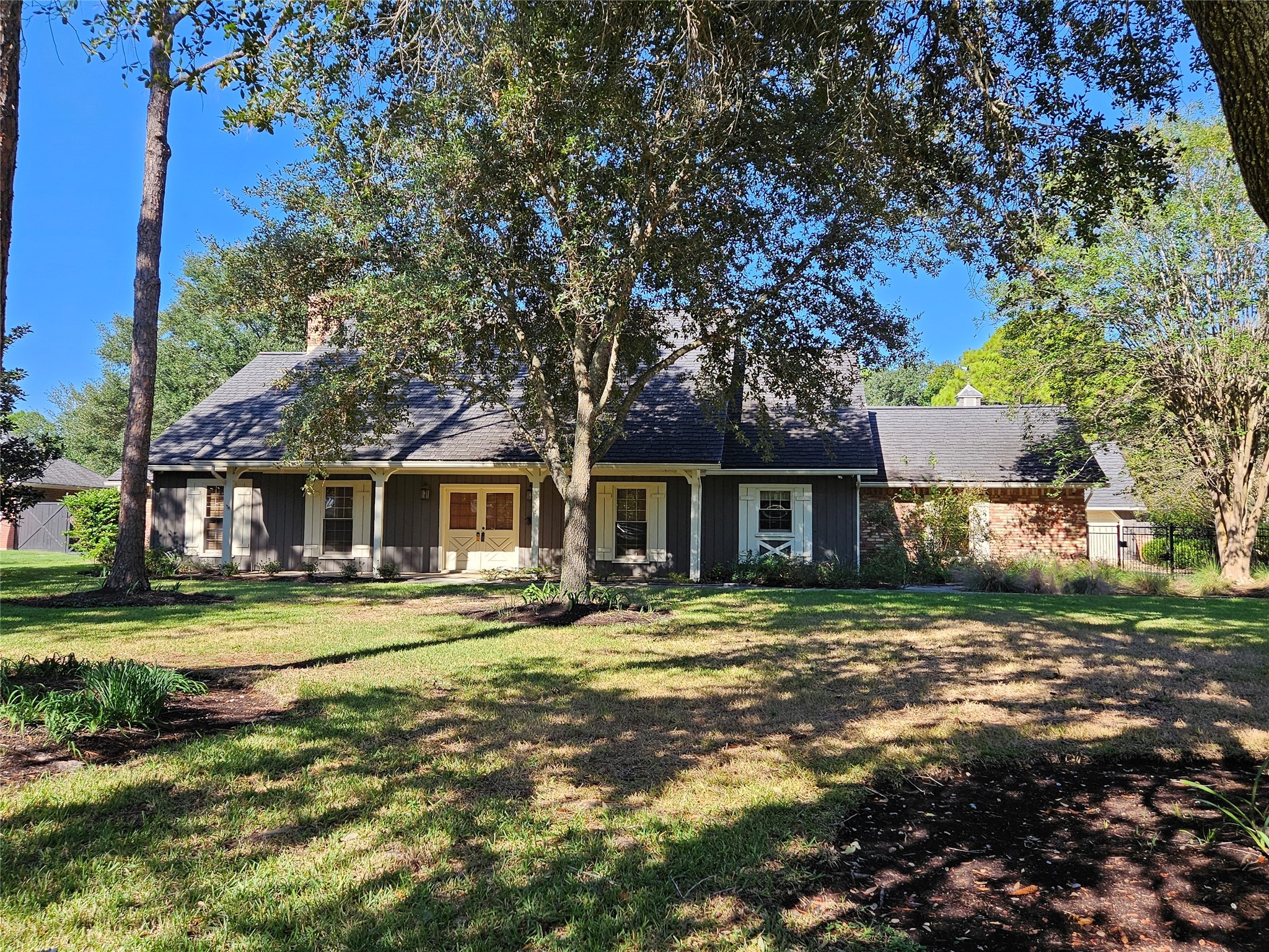 804 Pine Hollow Drive Friendswood TX 77546