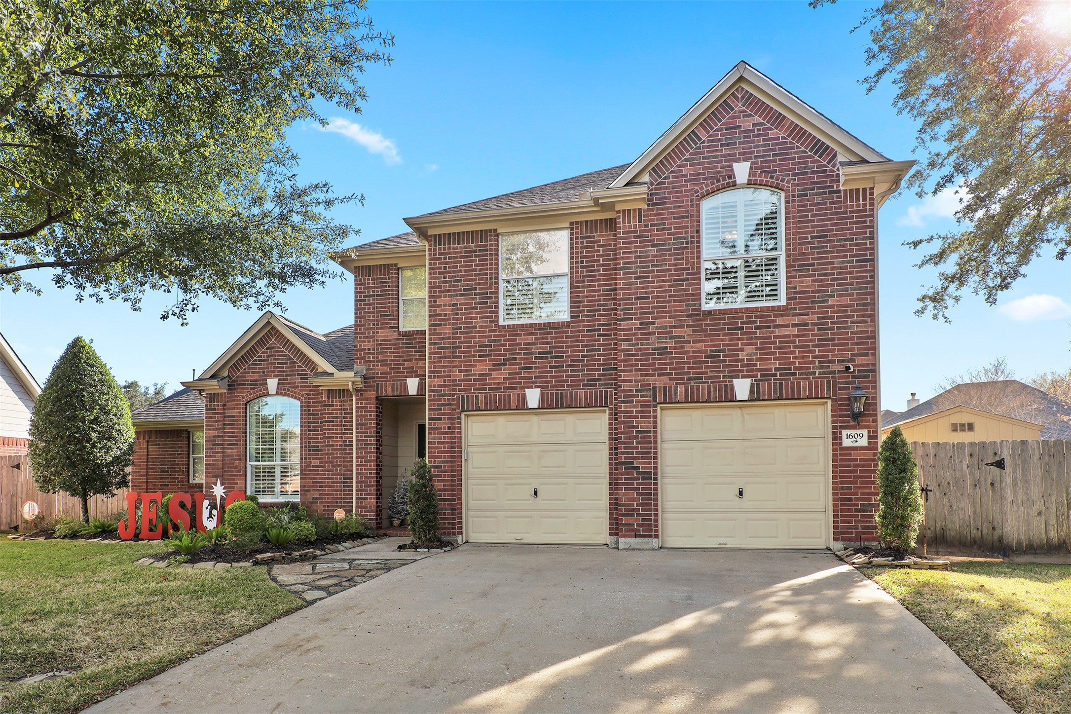 1609 Joshua Tree Lane Deer Park TX 77536