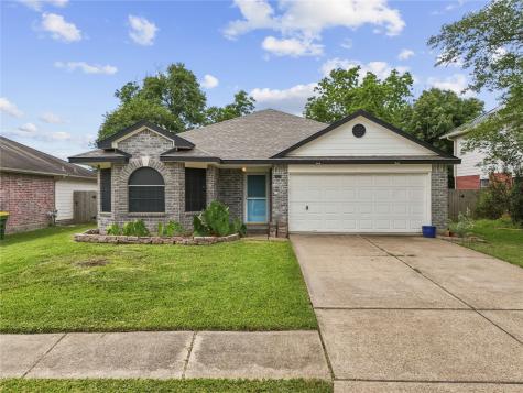 4522 Fox Run Street Pearland TX 77584