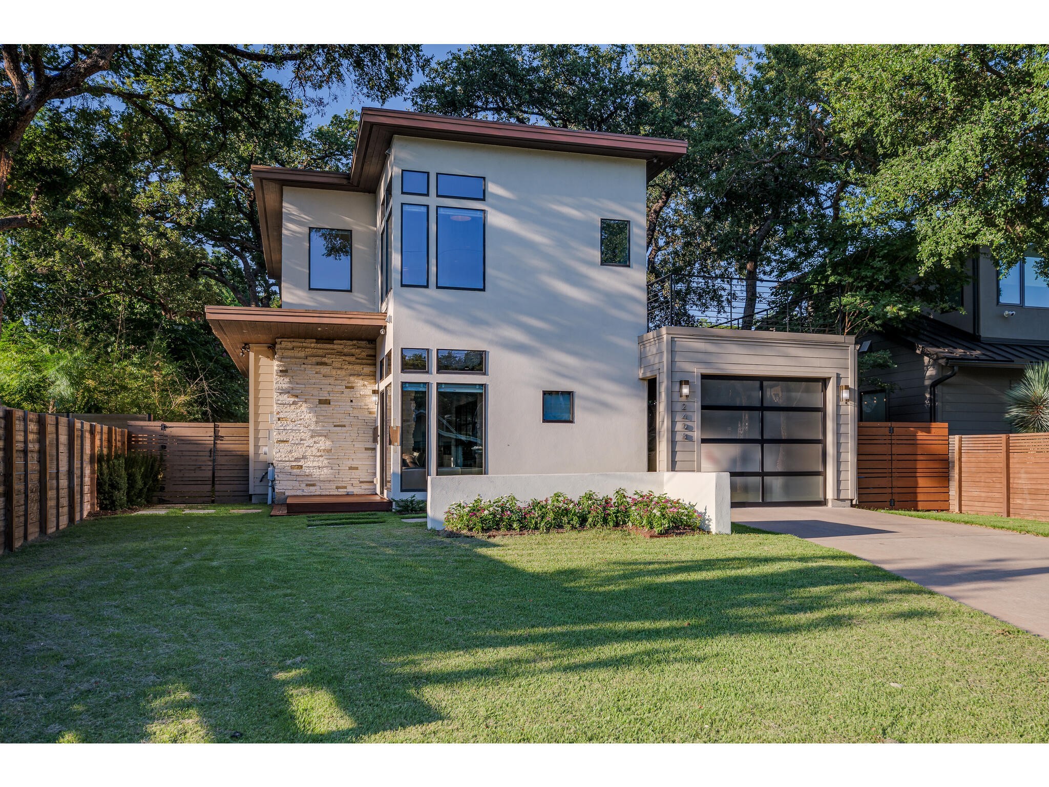 2408 W 9th Street Austin TX 78703