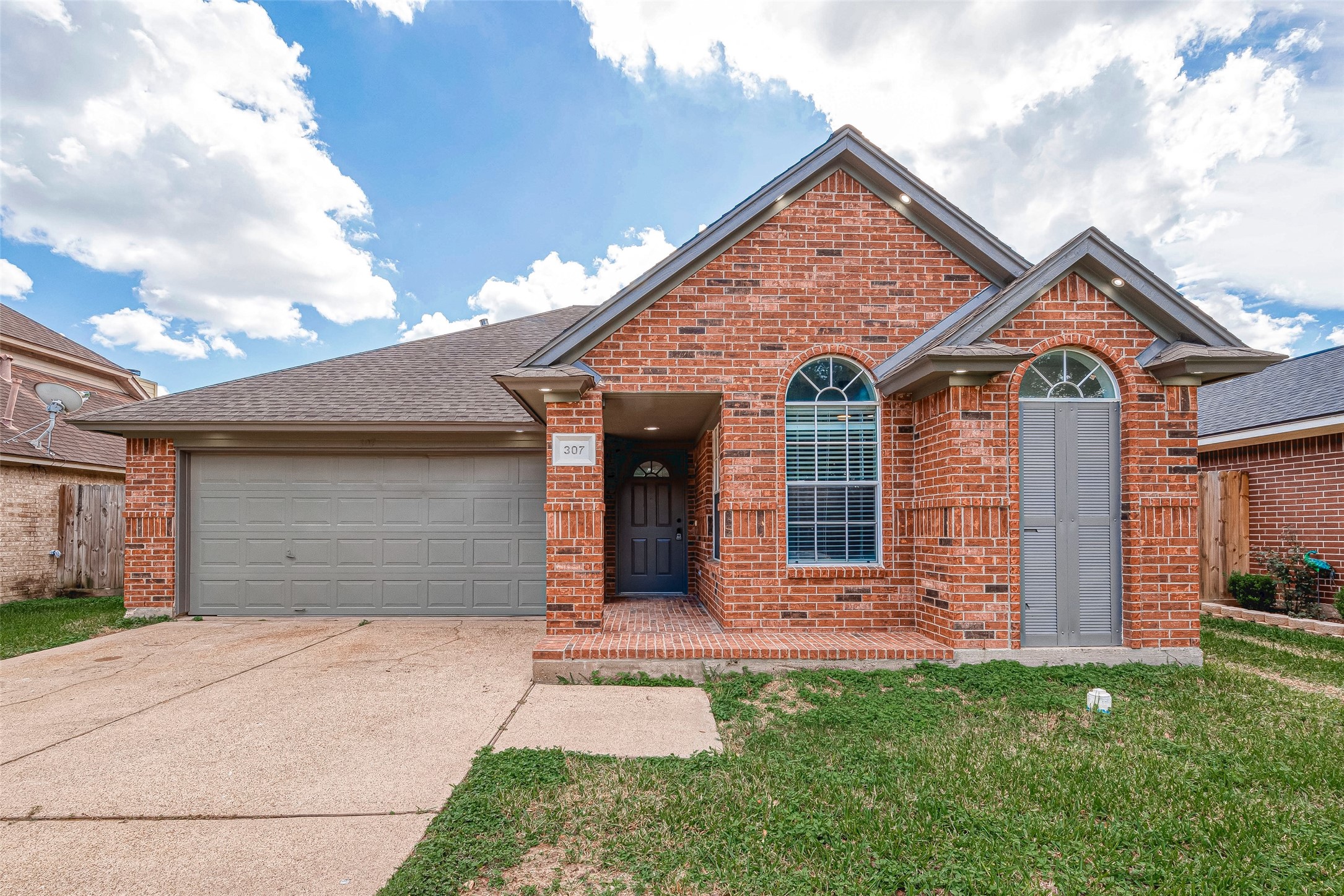 307 Kensington Court Pasadena TX 77502