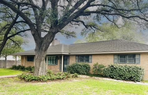 736 Sarah Jo Street La Grange TX 78945