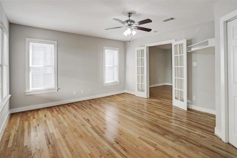 1011 W 23rd Street Houston TX 77008