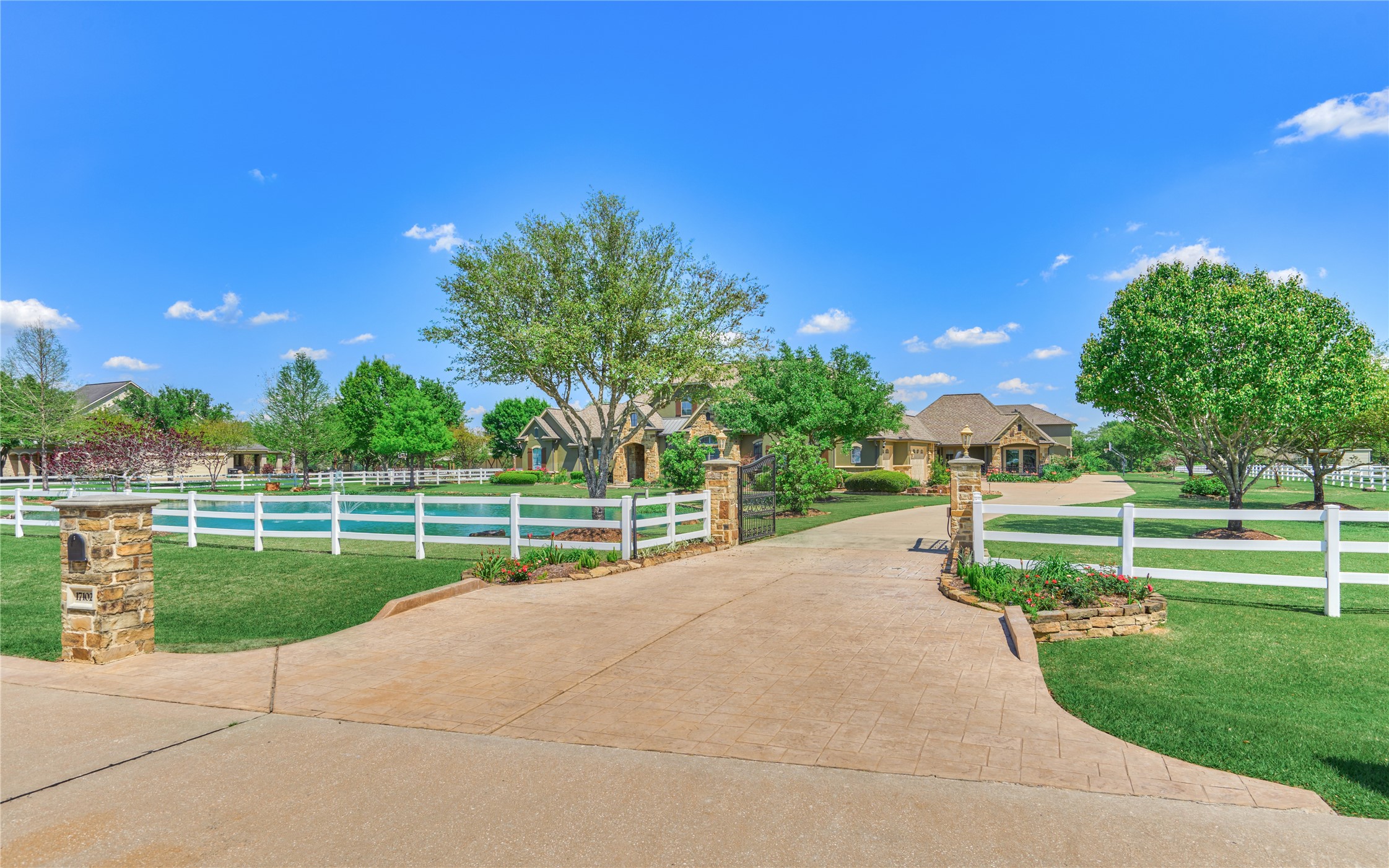 17102 Saddle Ridge Pass Cypress TX 77433