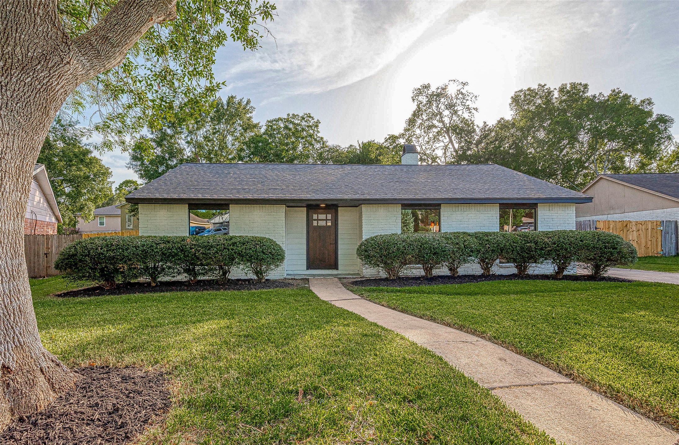 16426 Oxnard Lane Friendswood TX 77546