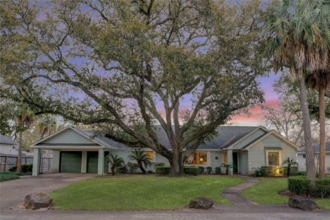 107 Capri Street Sugar Land TX 77478