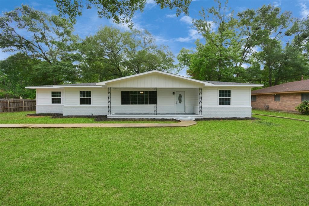 213 S Roosevelt Avenue Cleveland TX 77327