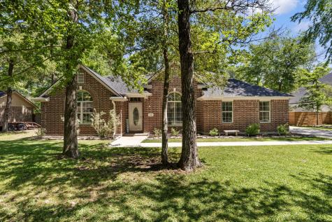 1010 Garrett Drive Magnolia TX 77354