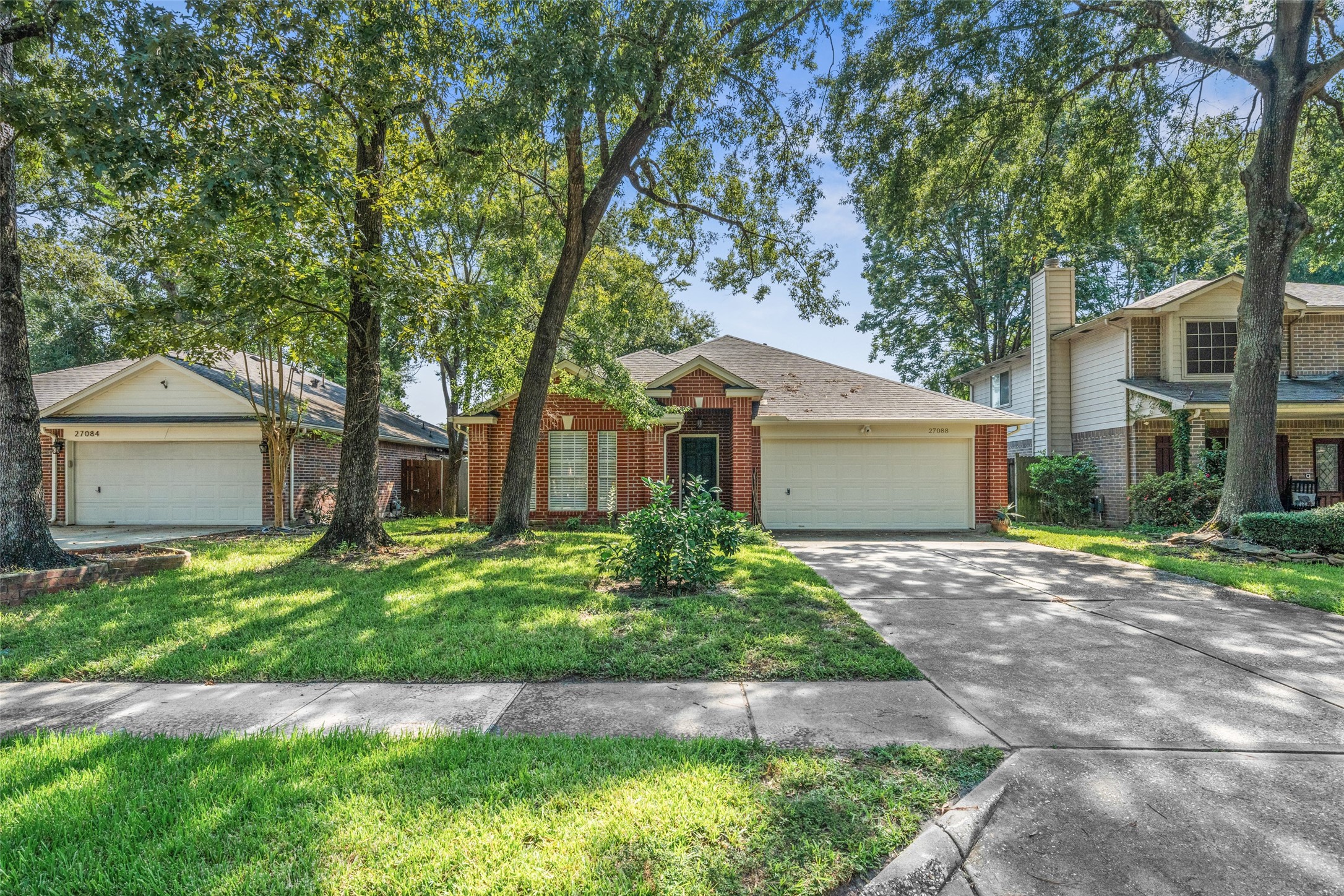 27088 Crown Chase Drive Kingwood TX 77339