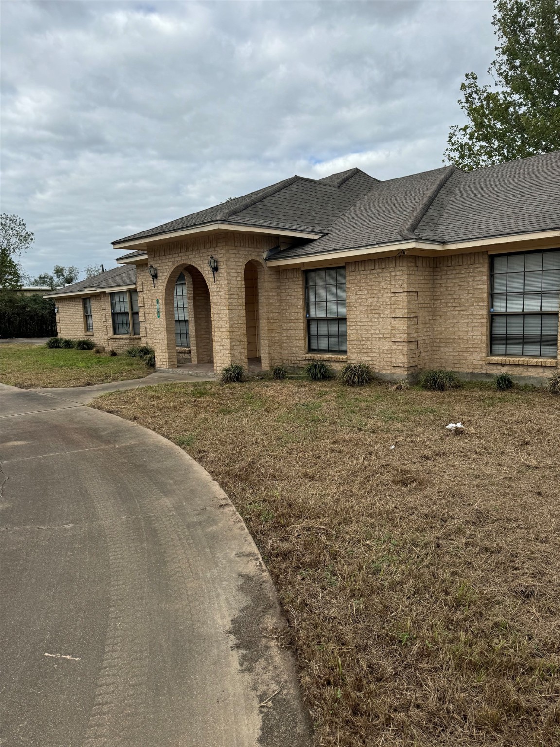 617 County Road 99 Alvin TX 77511