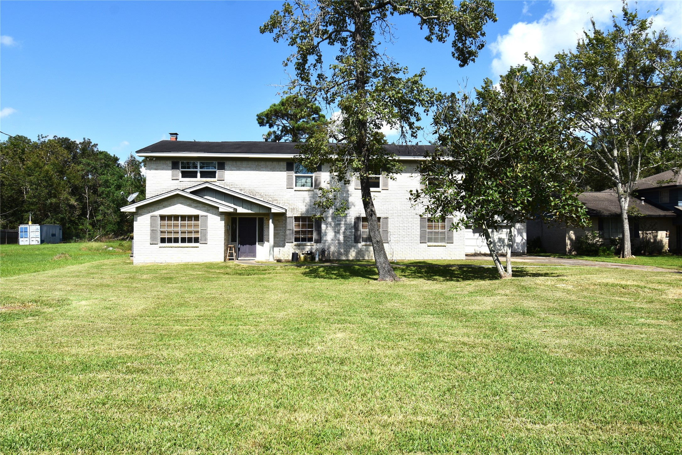 1325 Oak Hollow Drive Dickinson TX 77539