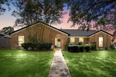 5119 Inverness Drive Baytown TX 77521
