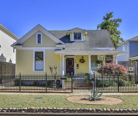 918 Columbia Street Houston TX 77008