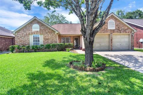3011 Cloverdale Drive League City TX 77573