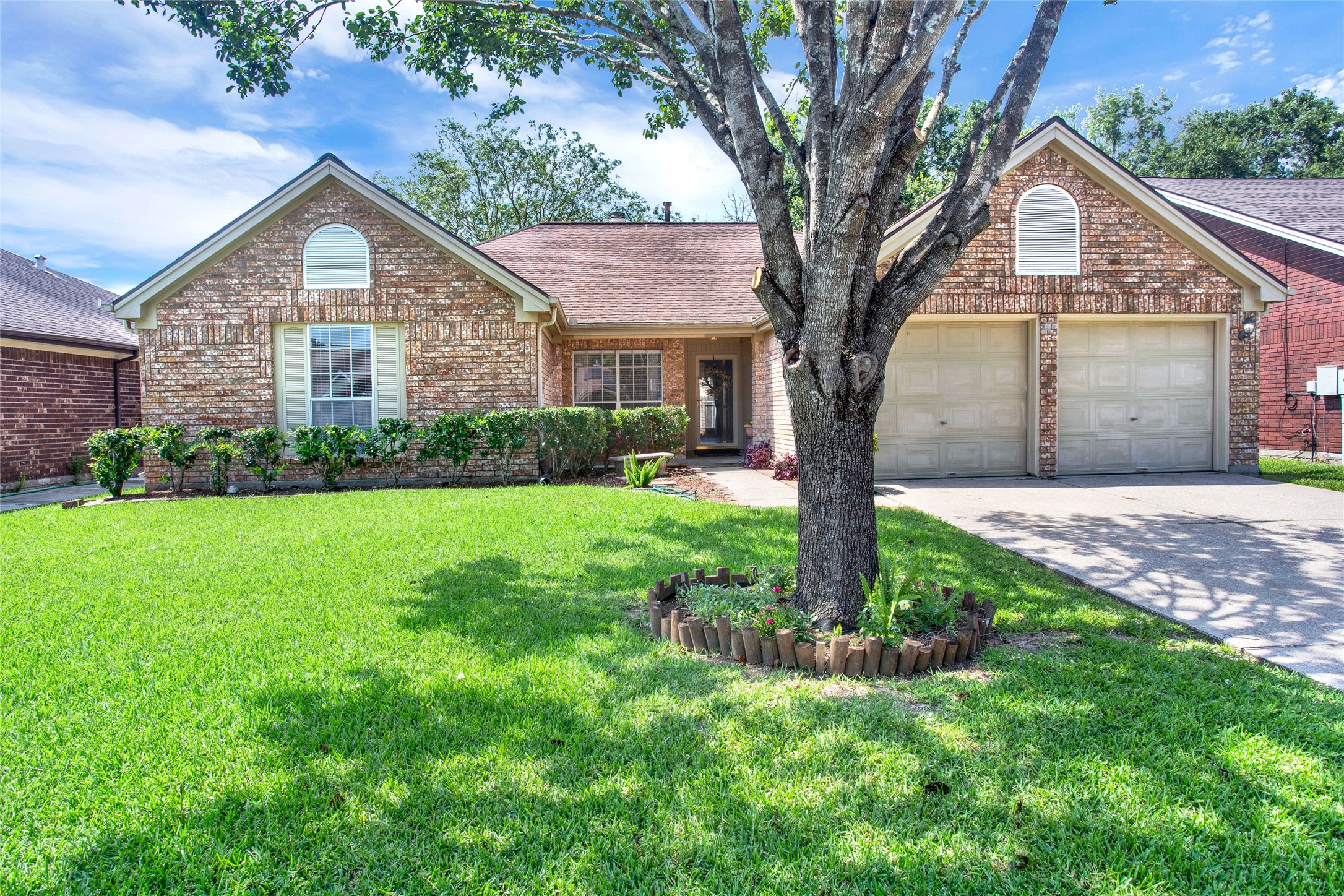 3011 Cloverdale Drive League City TX 77573