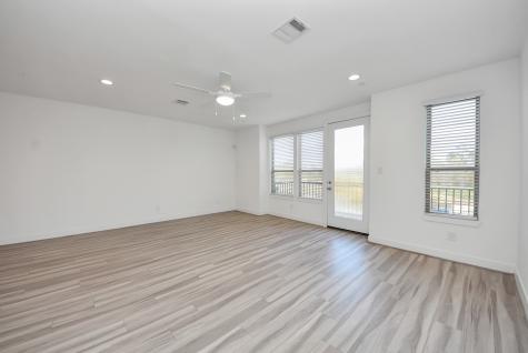 18716 Centro Main Street Shenandoah TX 77385