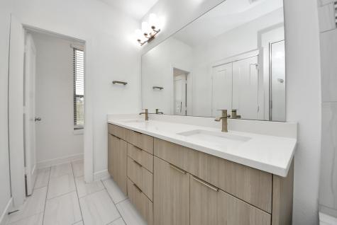 18716 Centro Main Street Shenandoah TX 77385