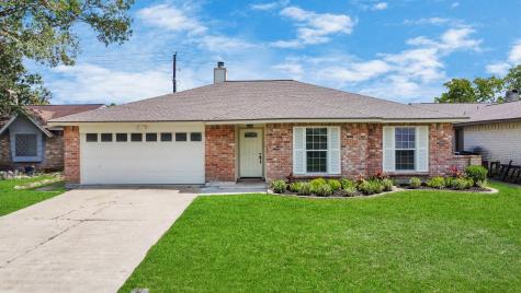 16903 Bougainvilla Lane Friendswood TX 77546