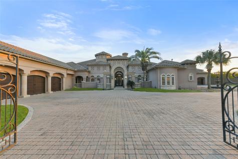 16126 Rodale Drive Houston TX 77049