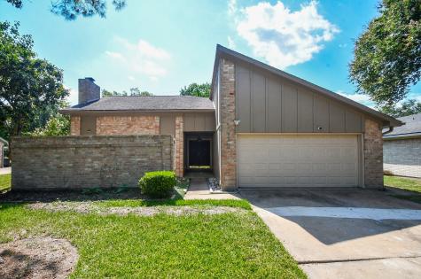 1922 Briarturn Drive Houston TX 77077