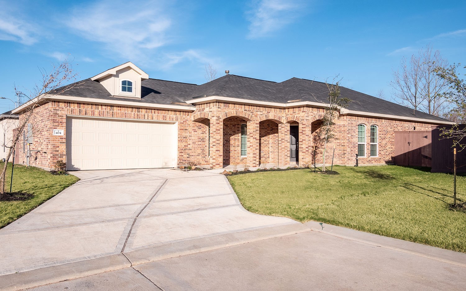 404 Flycatcher Court Clute TX 77531