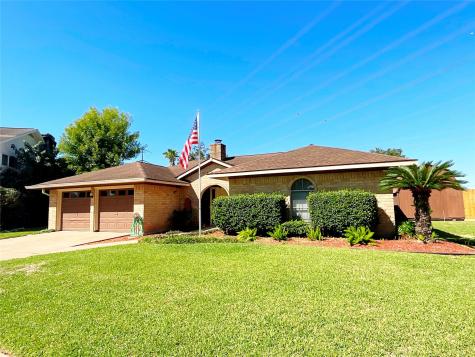 1001 N Amy Drive Deer Park TX 77536