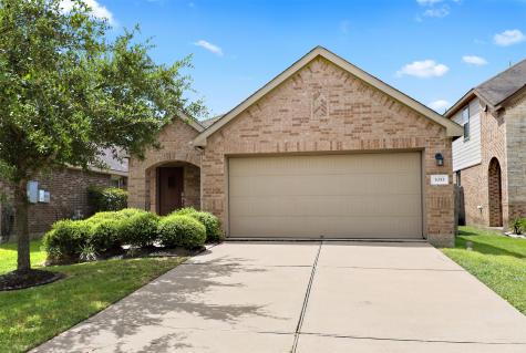 3053 Heather Grove Lane Dickinson TX 77539