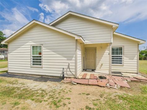 2335 Neches Street Beaumont TX 77701