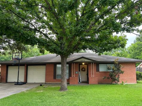 1917 Baywood Drive Bay City TX 77414