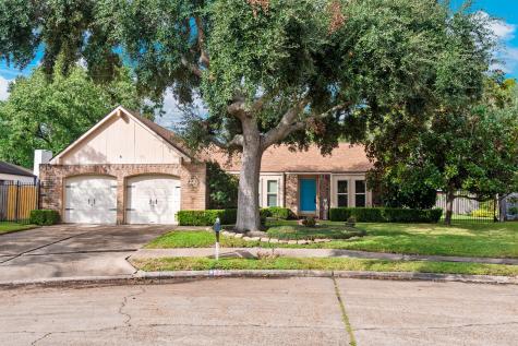 2206 Holly Knoll Street Houston TX 77077