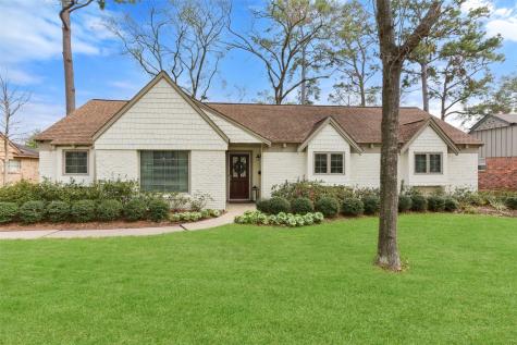 1754 Maux Drive Houston TX 77043