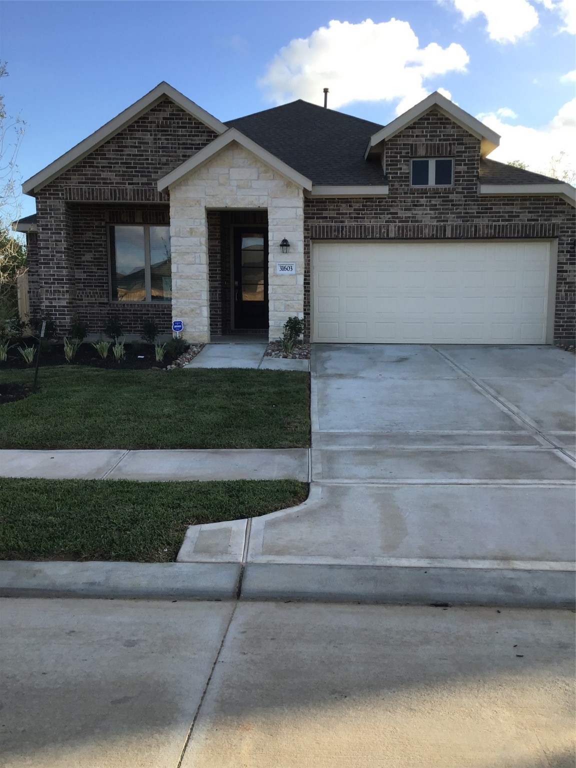 31603 Silverthorne Bush Drive Hockley TX 77447