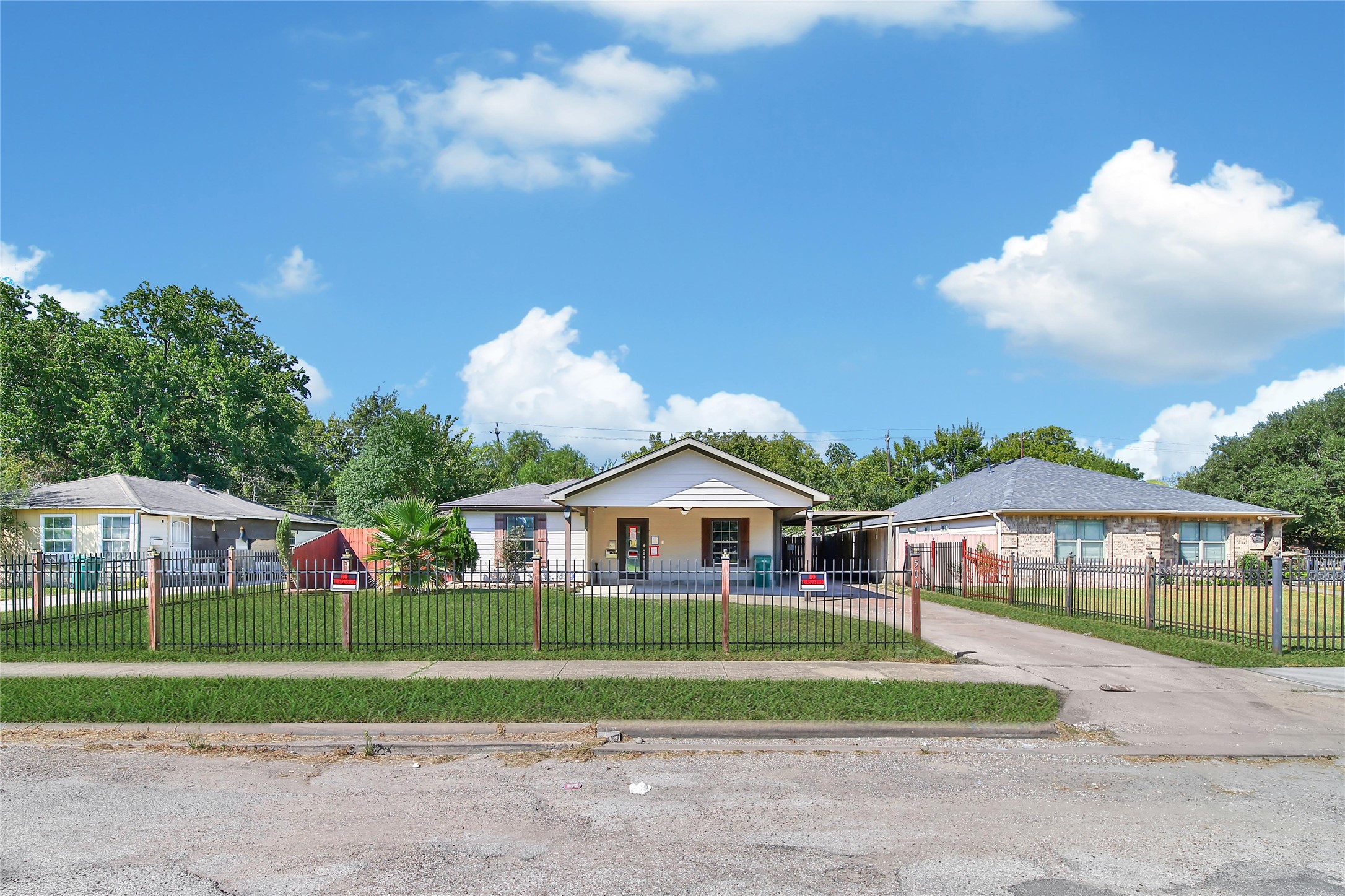 504 Garrett Street Pasadena TX 77506