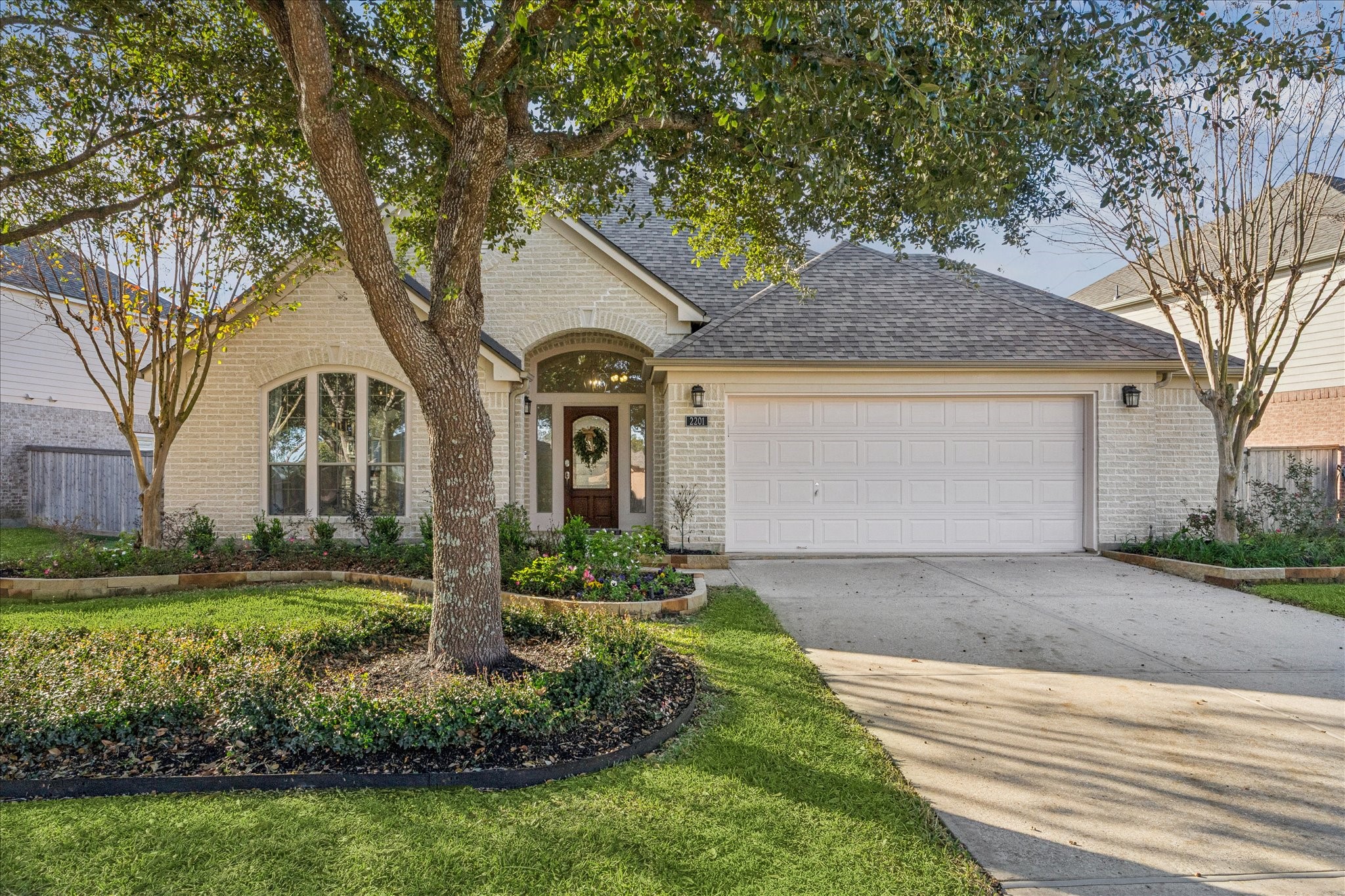2201 Cambridge Shores Lane Pearland TX 77584