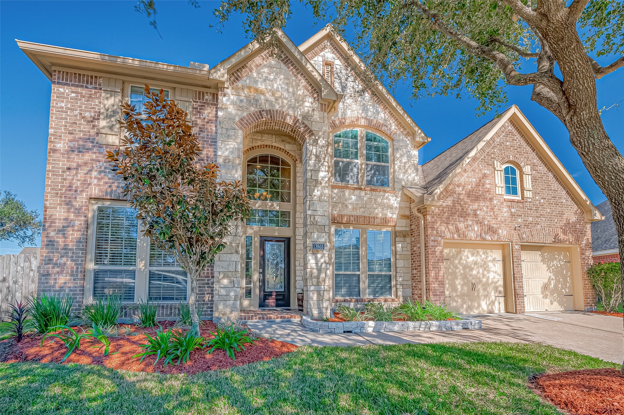 13503 Silent Walk Drive Pearland TX 77584